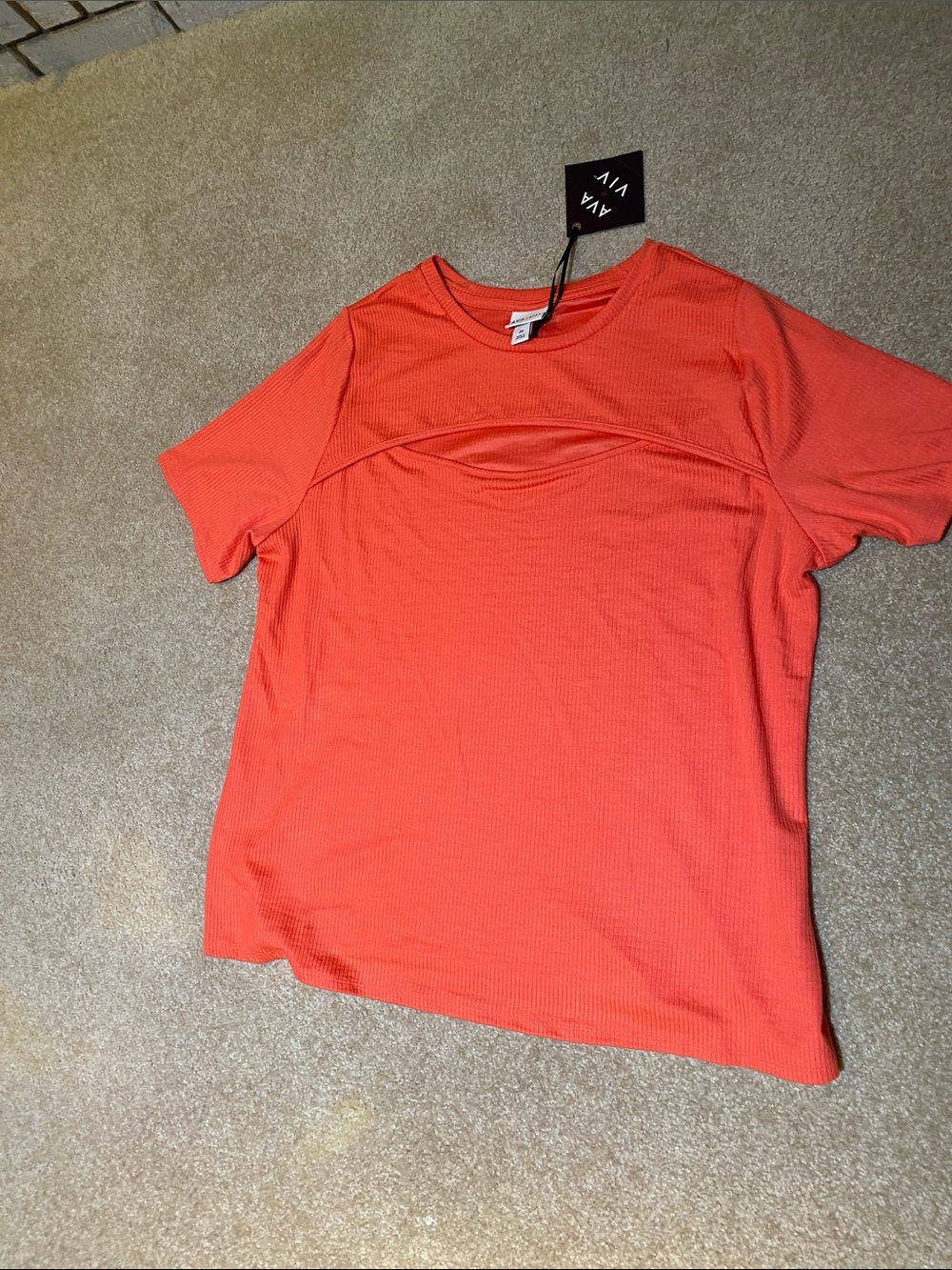 Ava & Viv Coral Short Sleeve Crewneck Tee